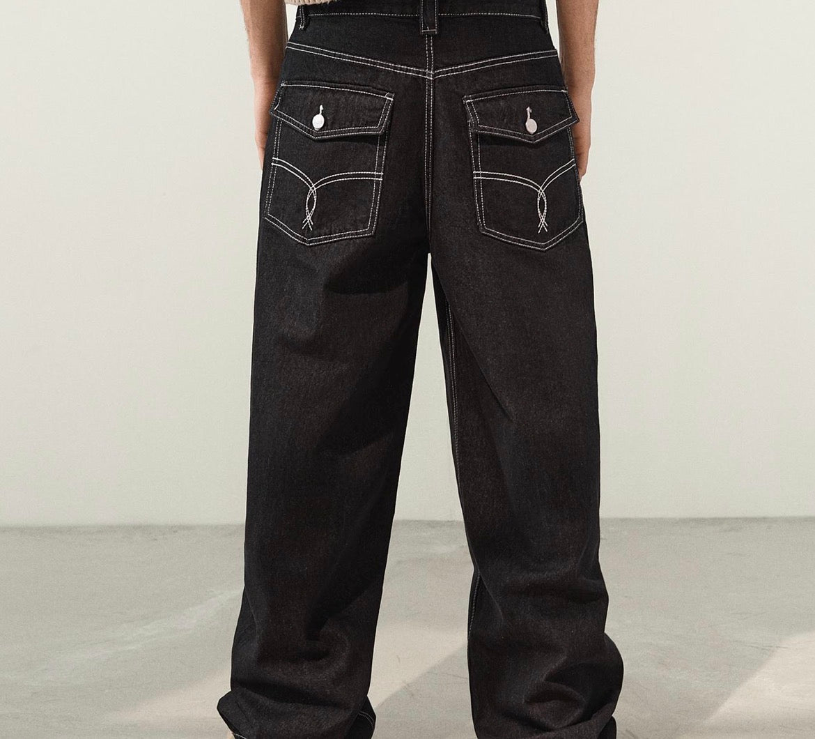 SUPER BAGGY EMBROIDERED JEANS
